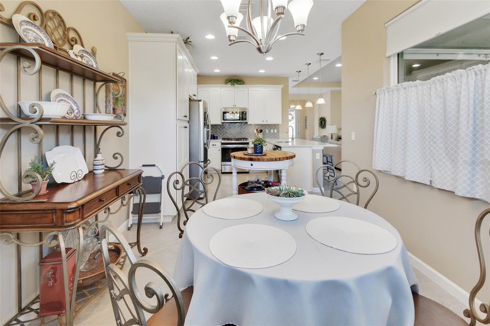 VICTORIA GARDENS PHASE 8 - Residential