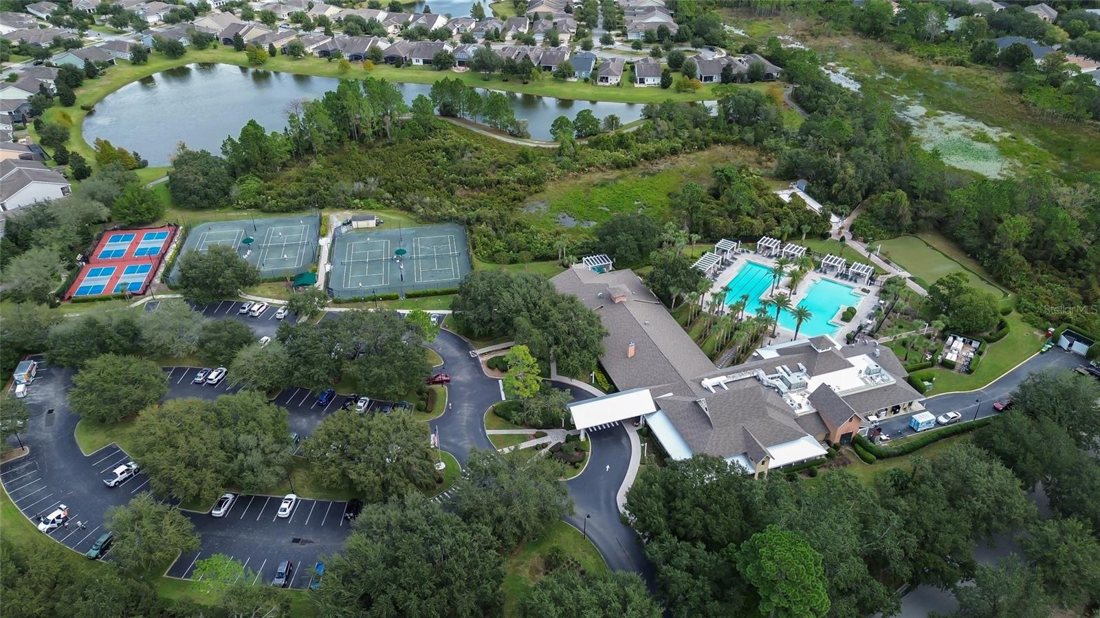 VICTORIA GARDENS PHASE 8 - Residential