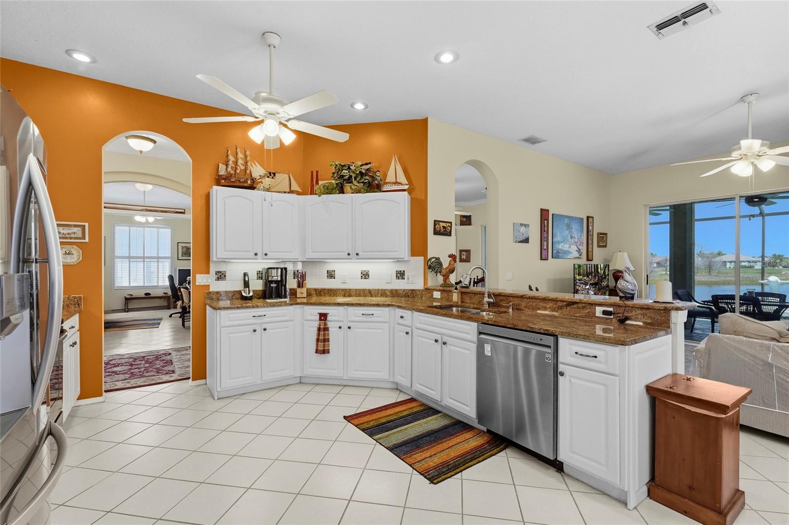 WOODMERE LAKES - Residential