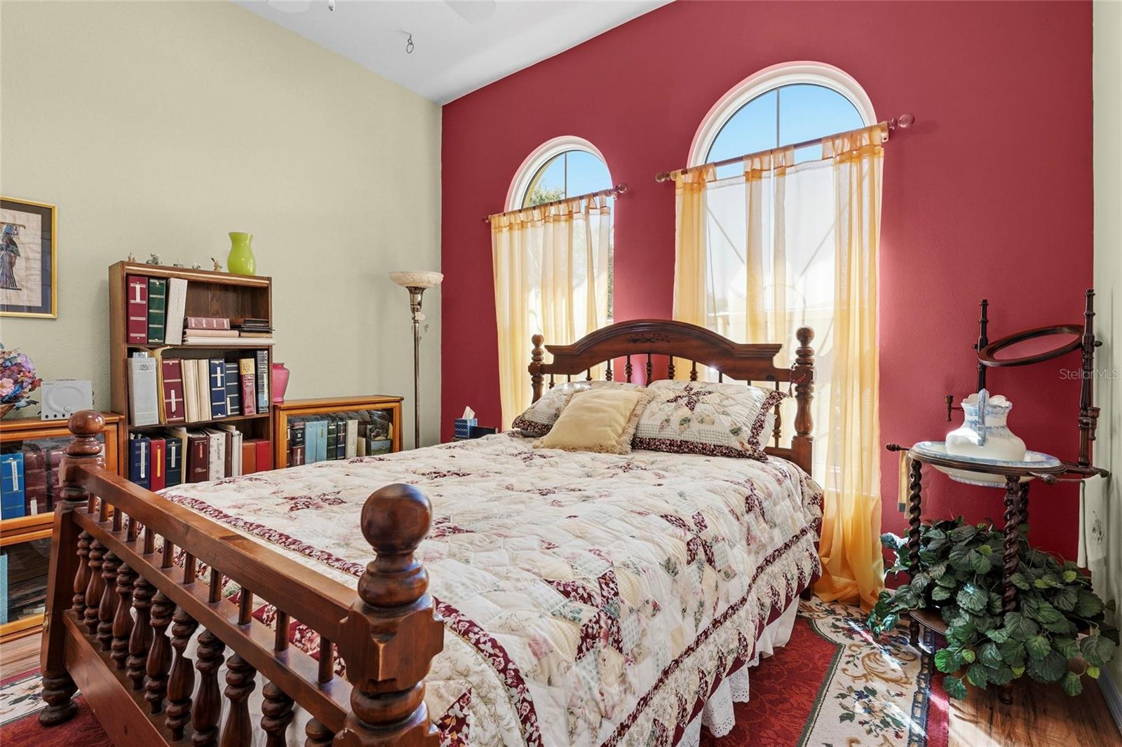 WOODMERE LAKES - Residential