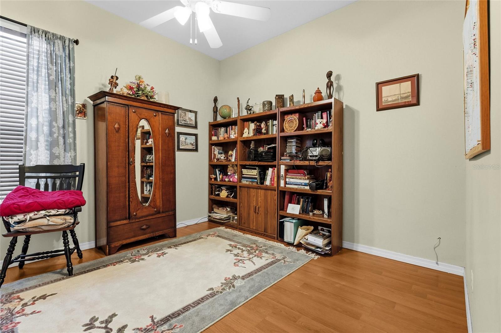 WOODMERE LAKES - Residential