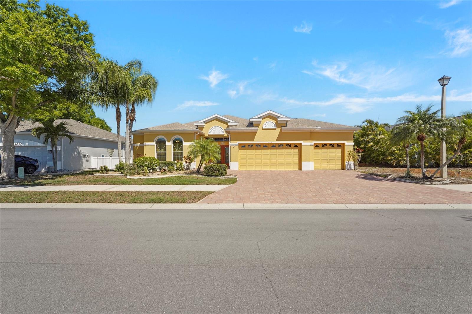 WOODMERE LAKES - Residential