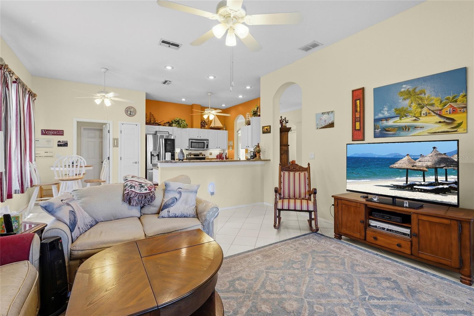 WOODMERE LAKES - Residential