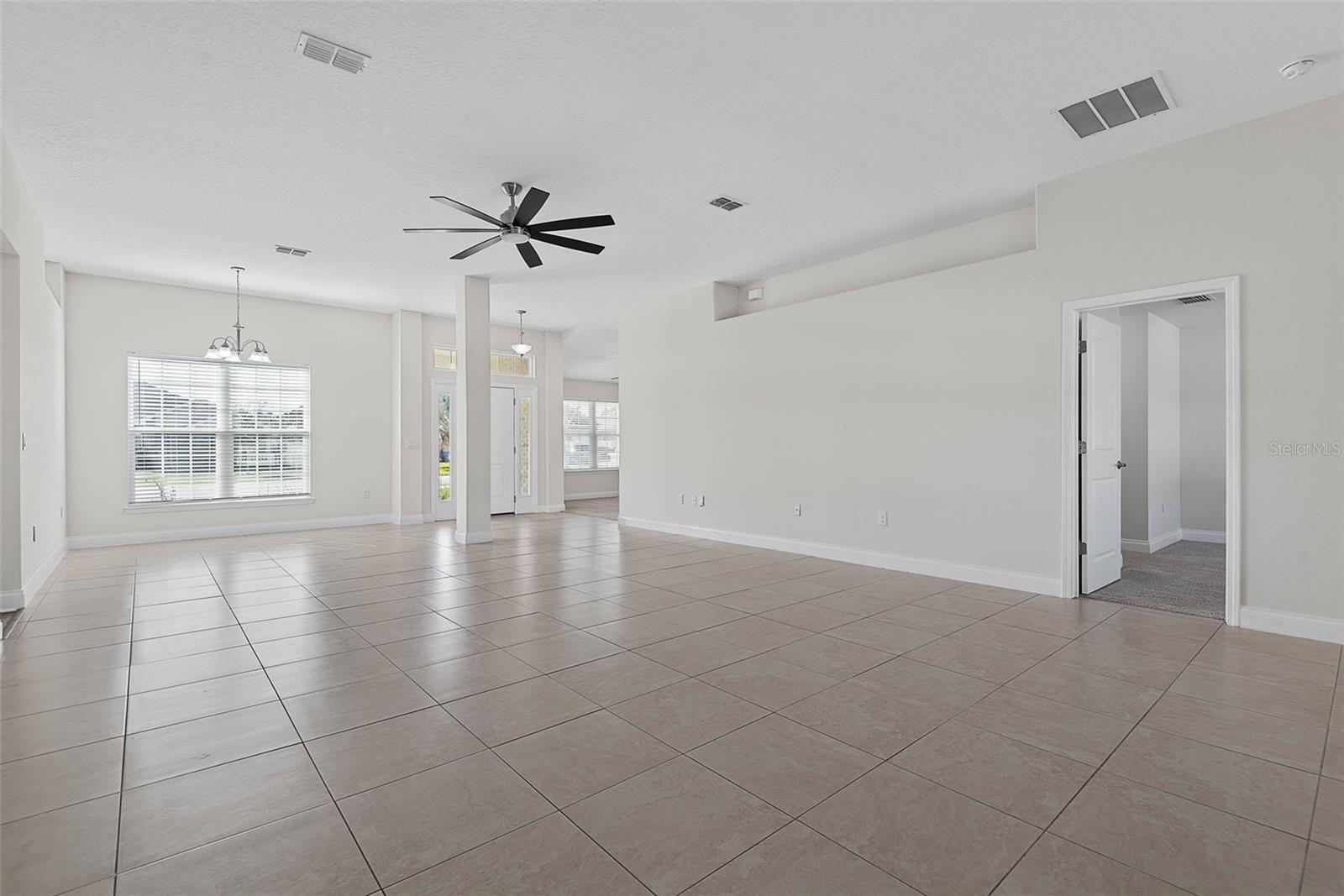 EAGLE LAKES PH 1 SEC 1 - Residential