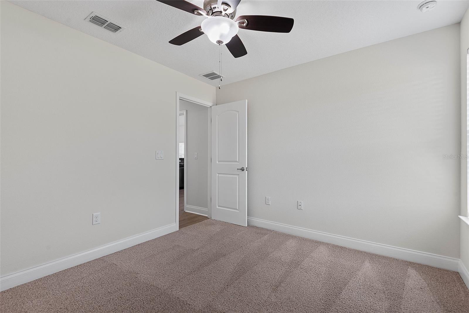 EAGLE LAKES PH 1 SEC 1 - Residential