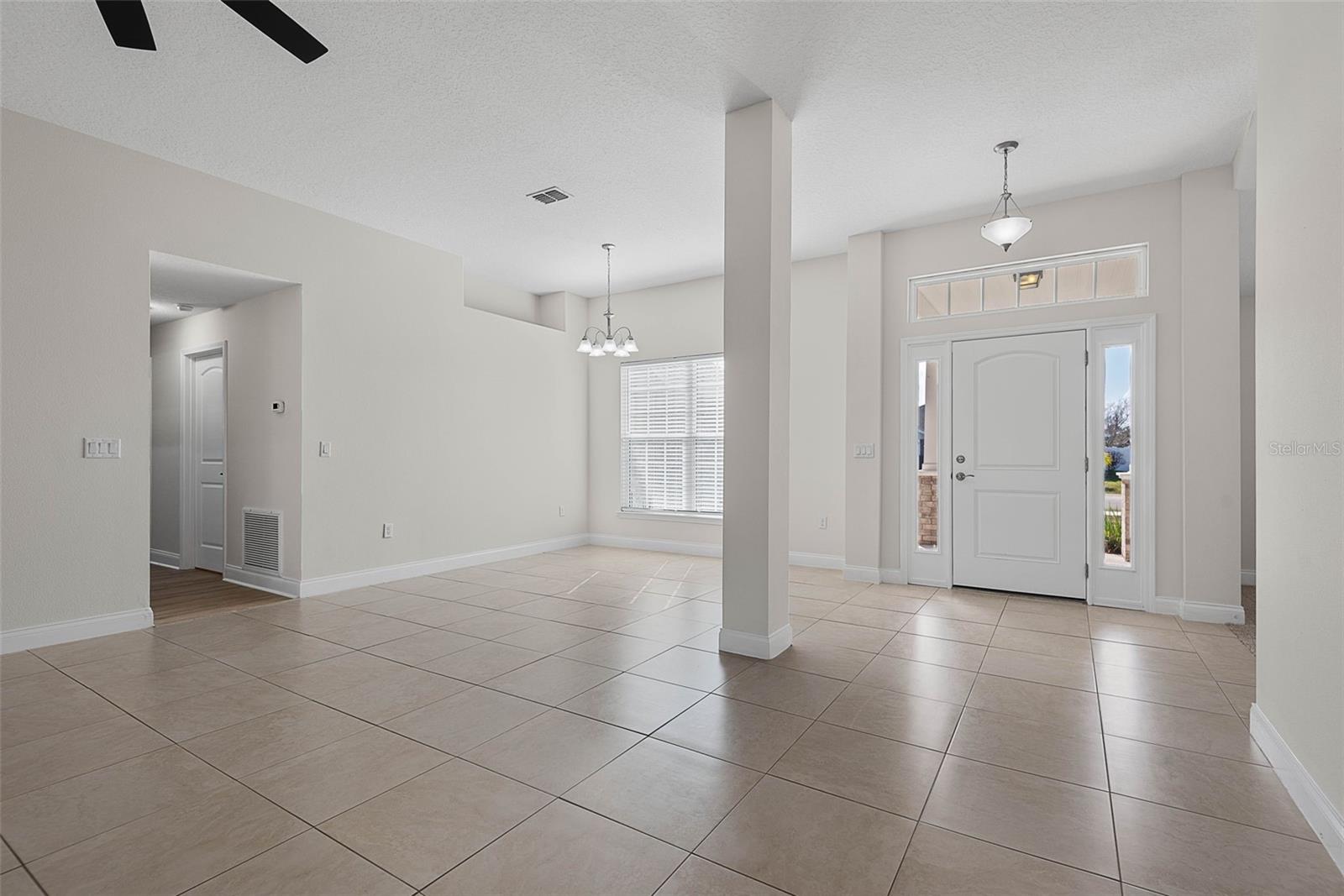 EAGLE LAKES PH 1 SEC 1 - Residential