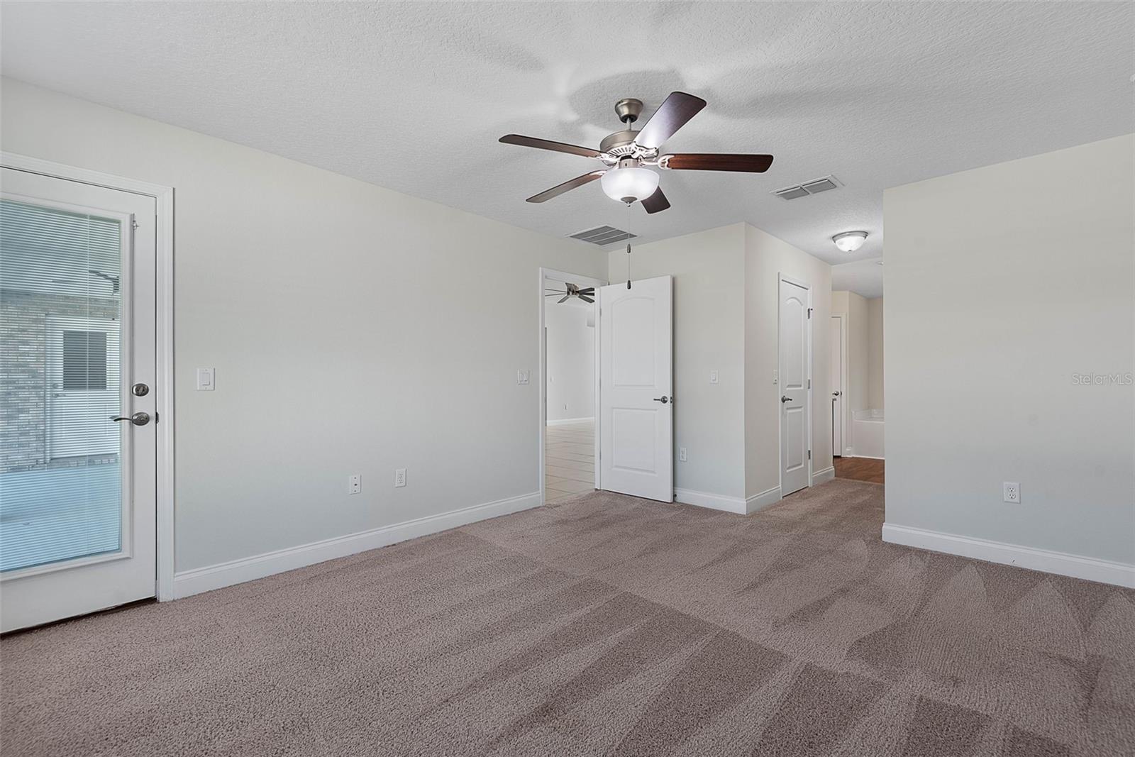 EAGLE LAKES PH 1 SEC 1 - Residential