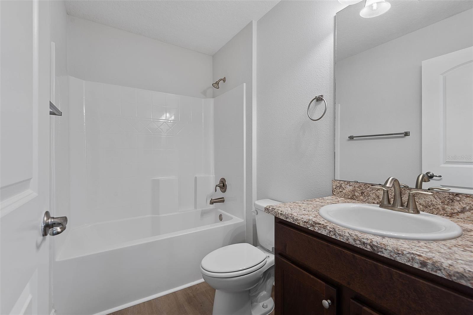 EAGLE LAKES PH 1 SEC 1 - Residential