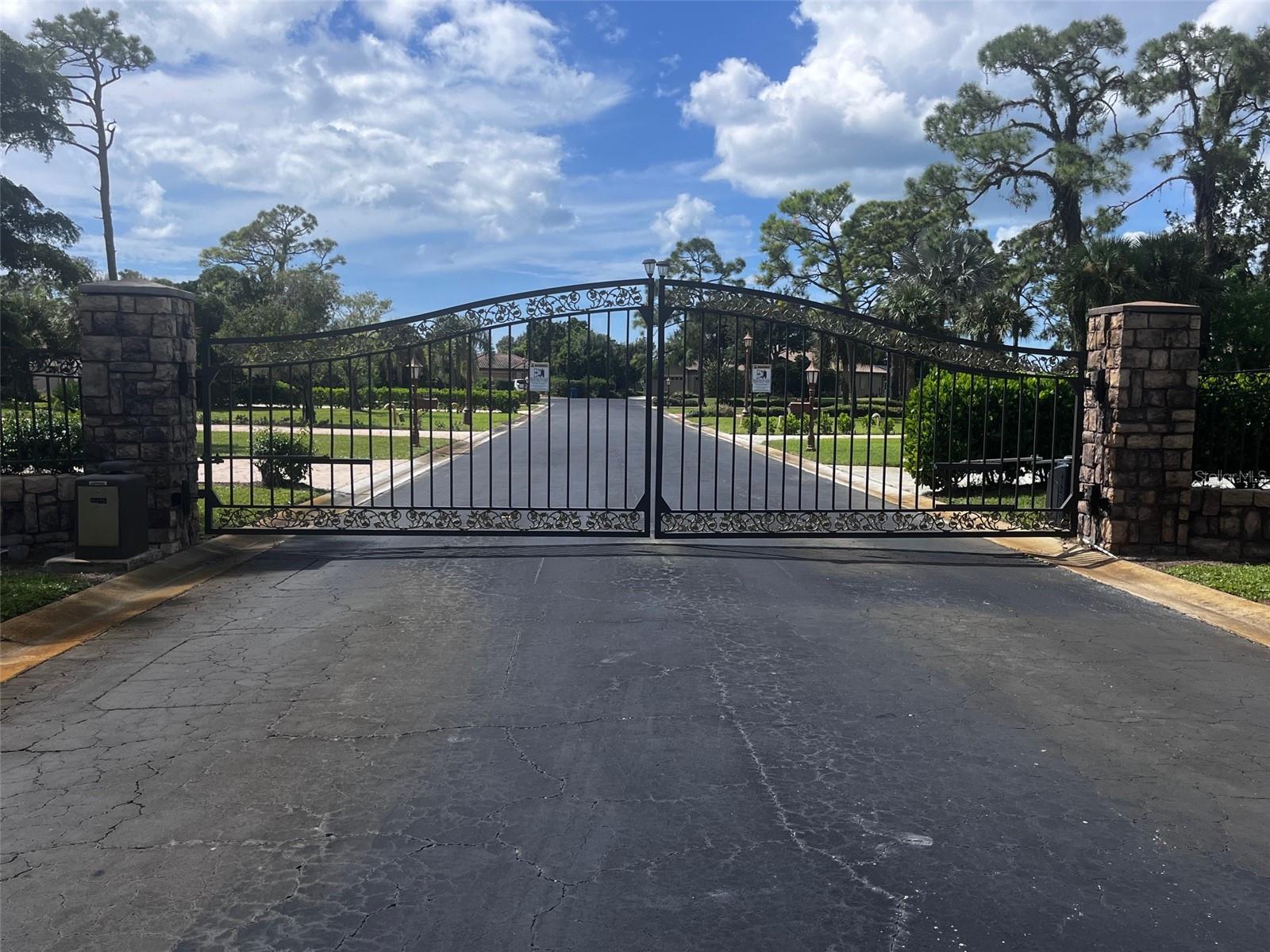 PARK PLACE ESTATES - Residential Lease