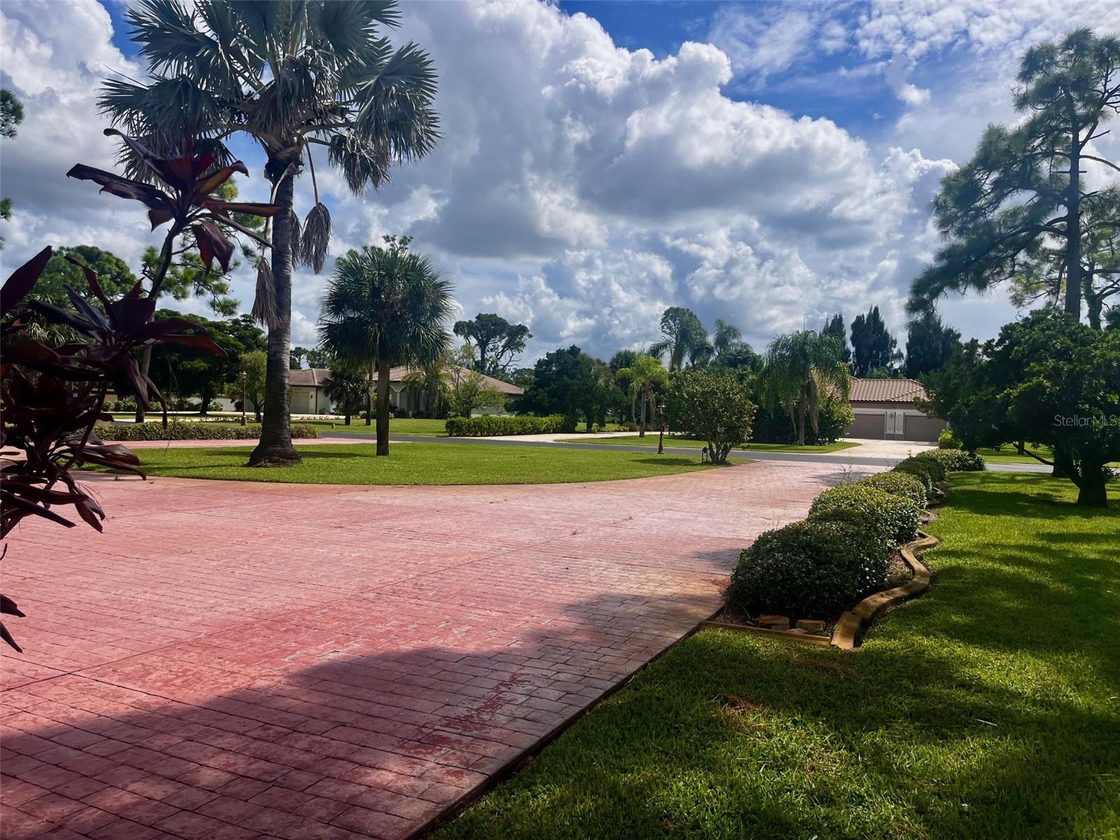 PARK PLACE ESTATES - Residential Lease