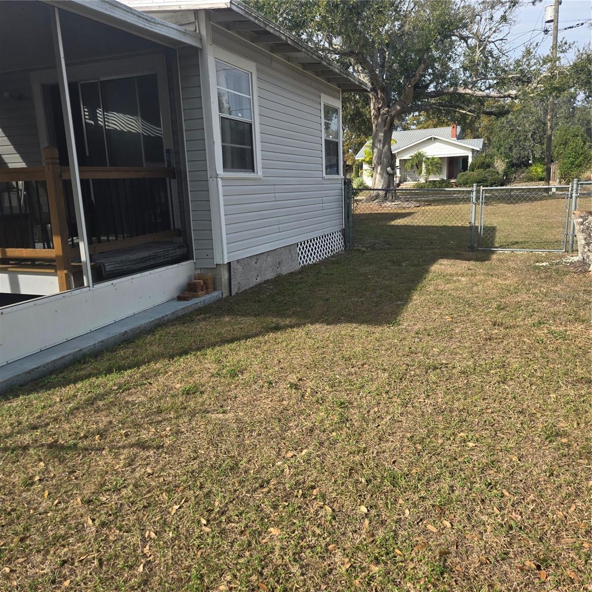 H E COYS SUB - Residential