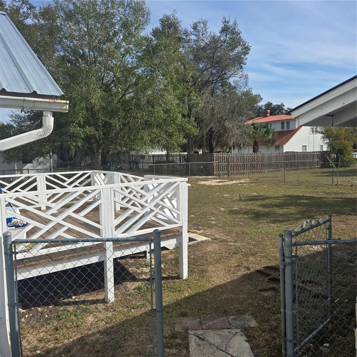 H E COYS SUB - Residential