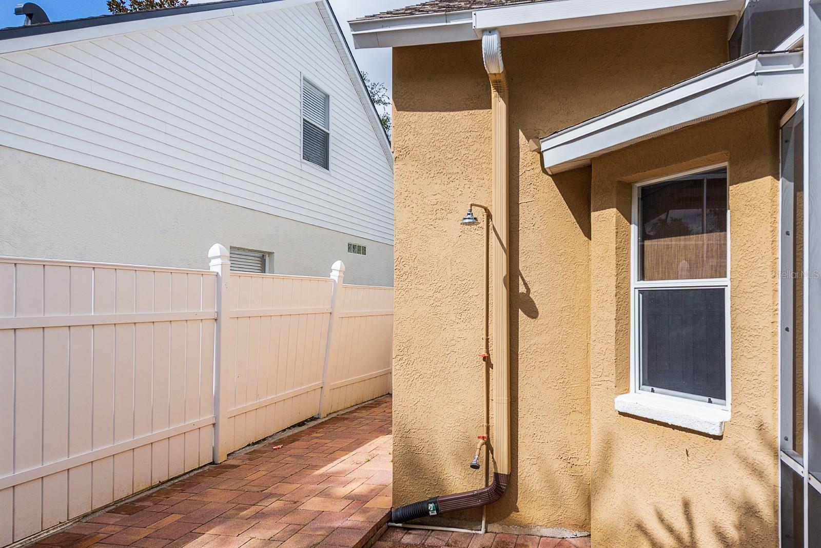 HARBOR OAKS I - Residential