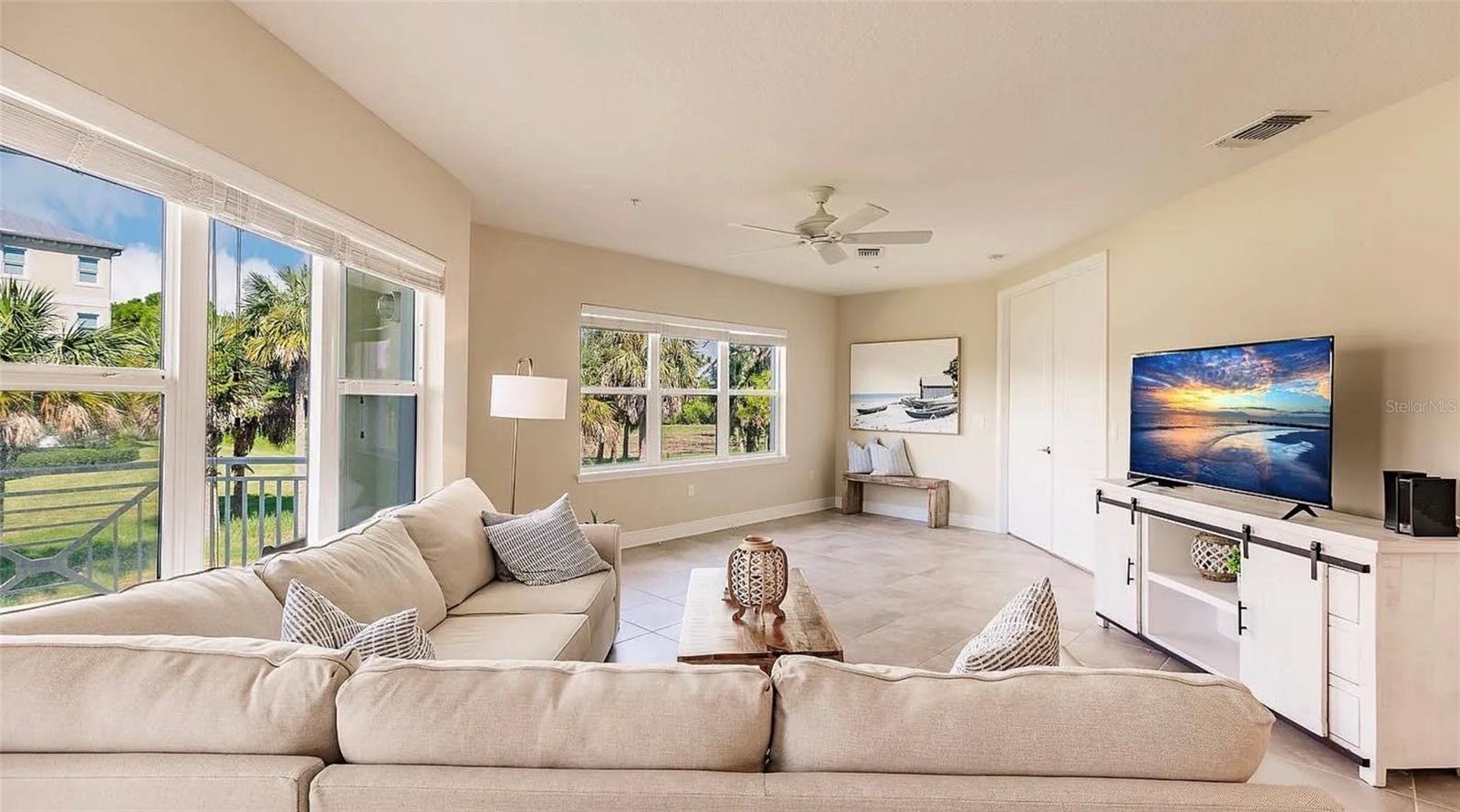 BRADENTON - Residential Lease