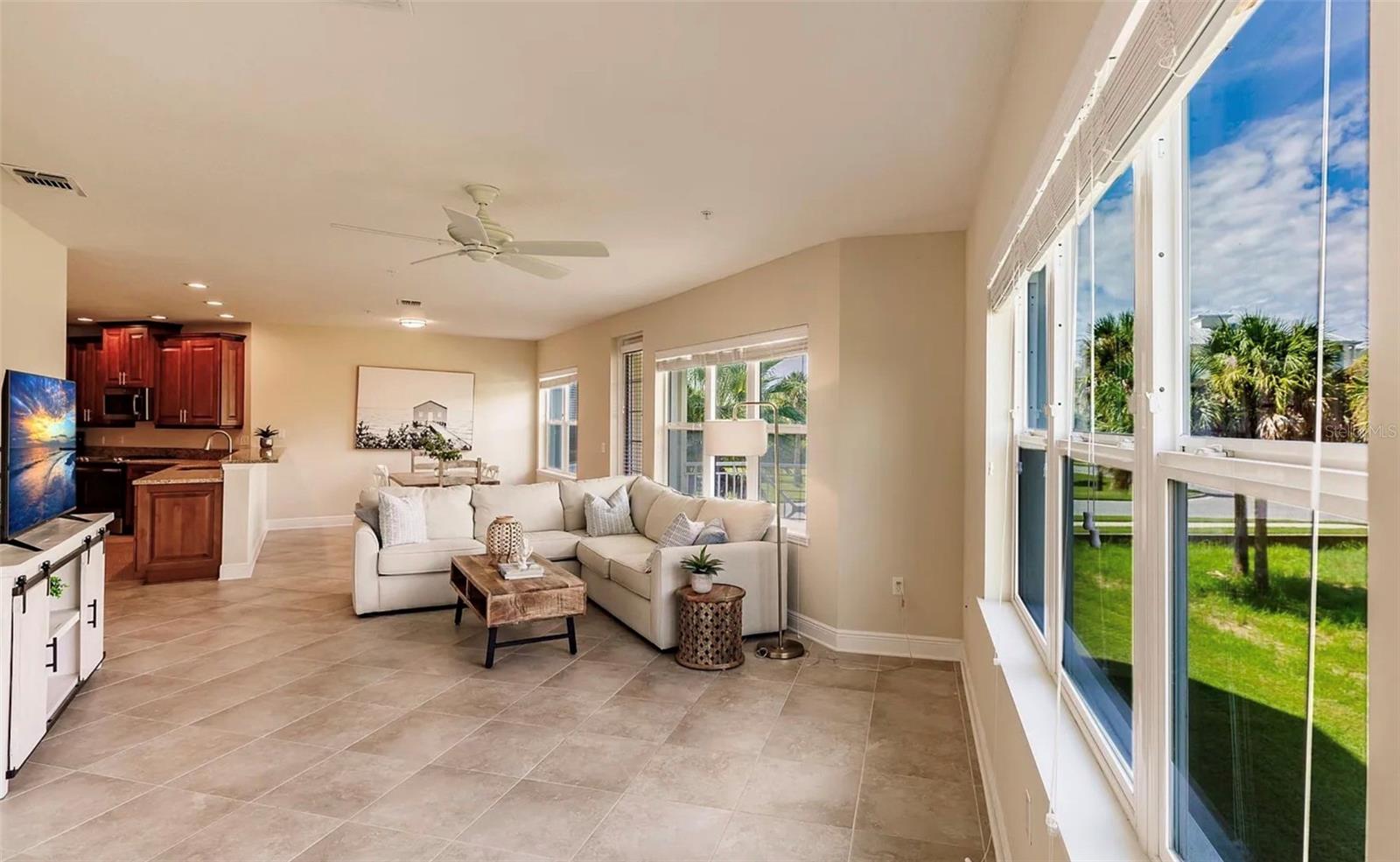 BRADENTON - Residential Lease