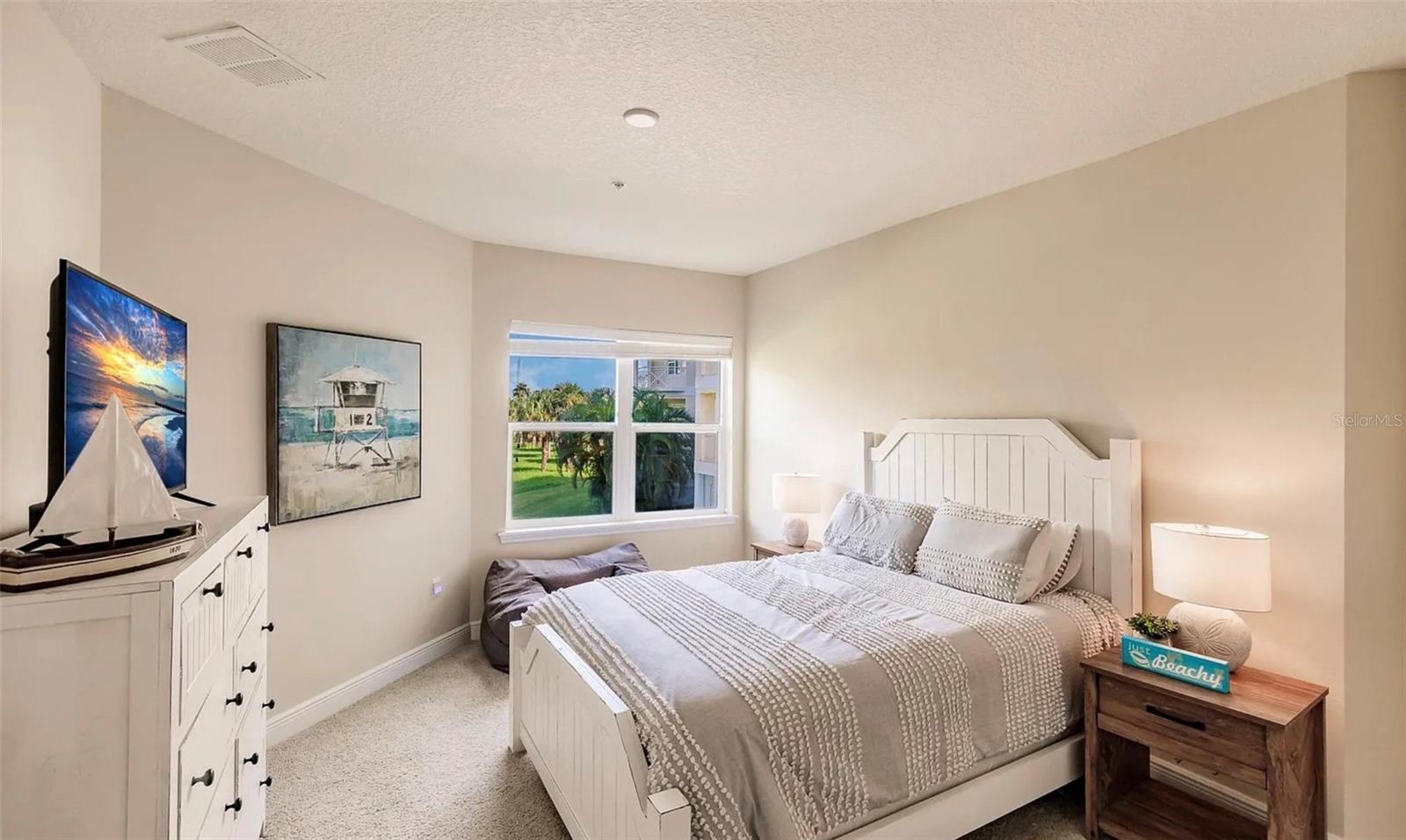 BRADENTON - Residential Lease