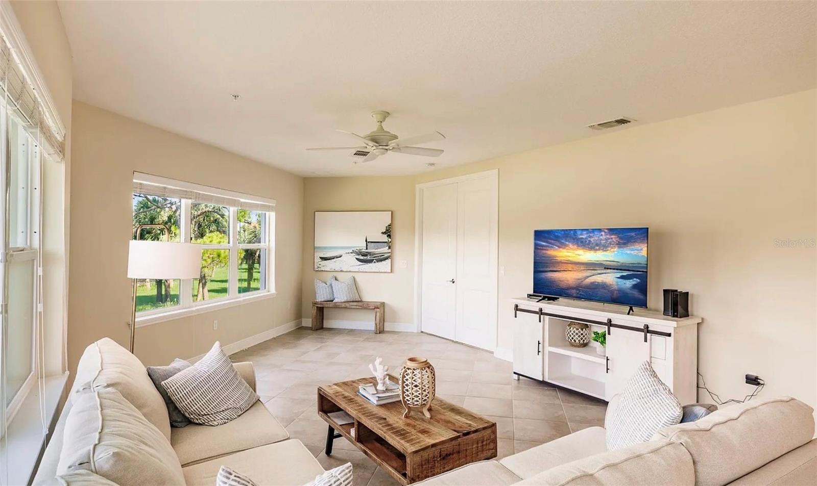 BRADENTON - Residential Lease