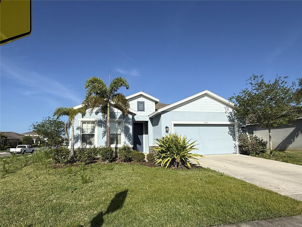 Photo of 6205 114th Avenue E, Parrish, FL 34219 (MLS # O6397740)