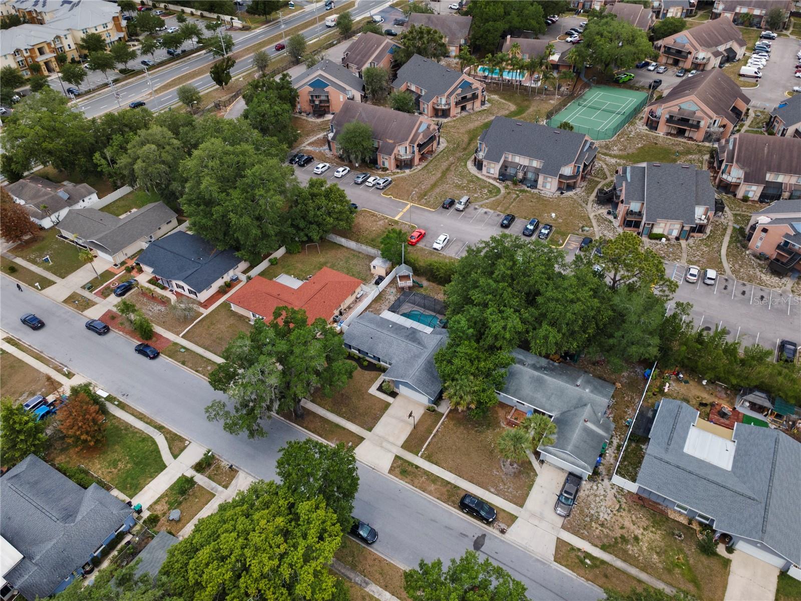 LAUREL SPRINGS - Residential