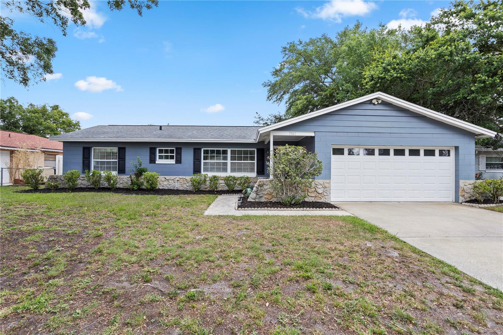 LAUREL SPRINGS - Residential