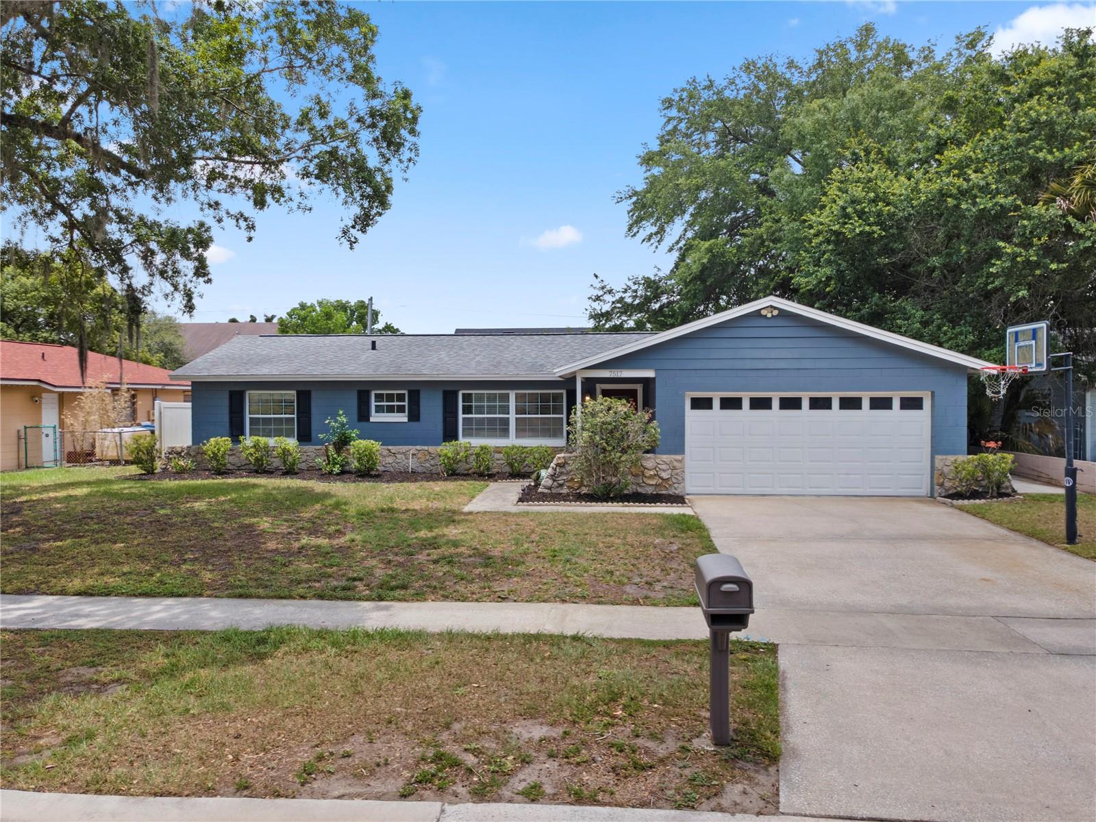 LAUREL SPRINGS - Residential