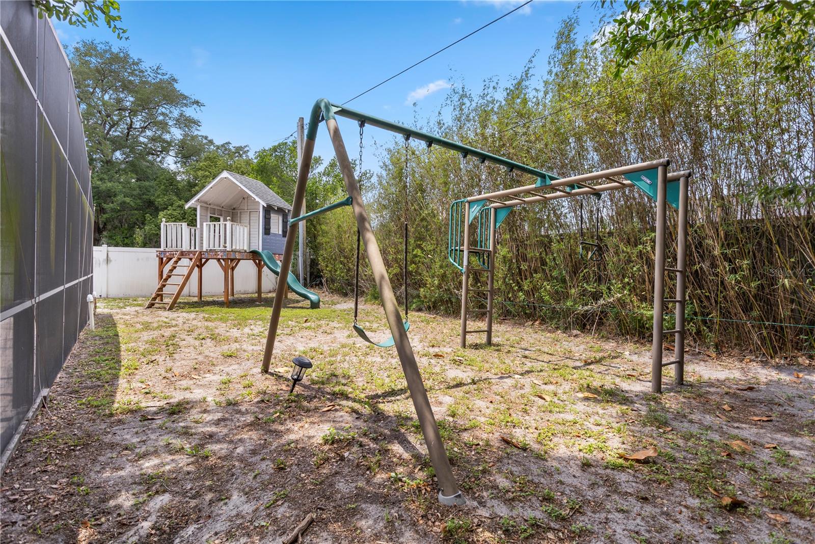LAUREL SPRINGS - Residential