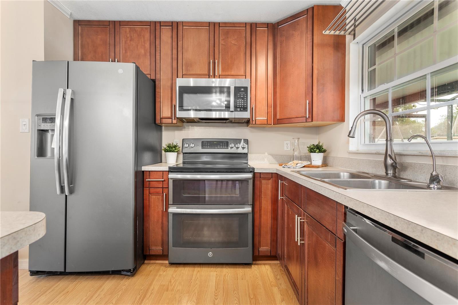 LAUREL SPRINGS - Residential