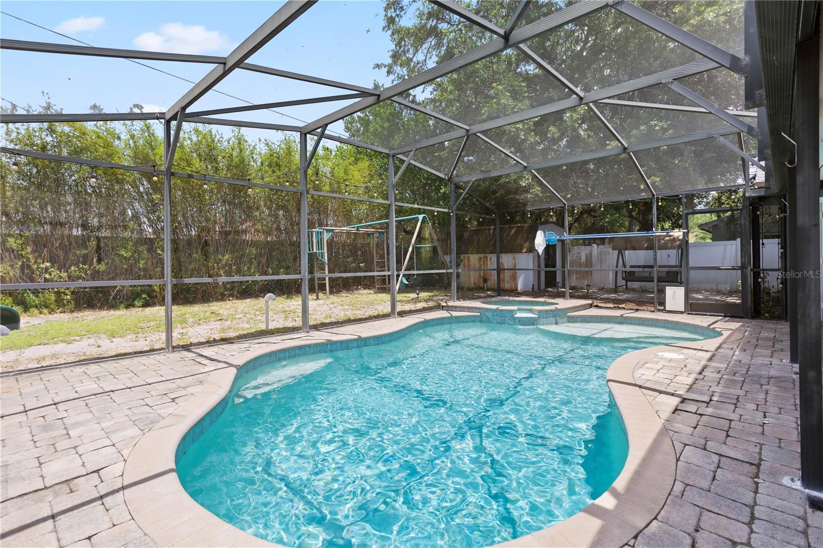 LAUREL SPRINGS - Residential
