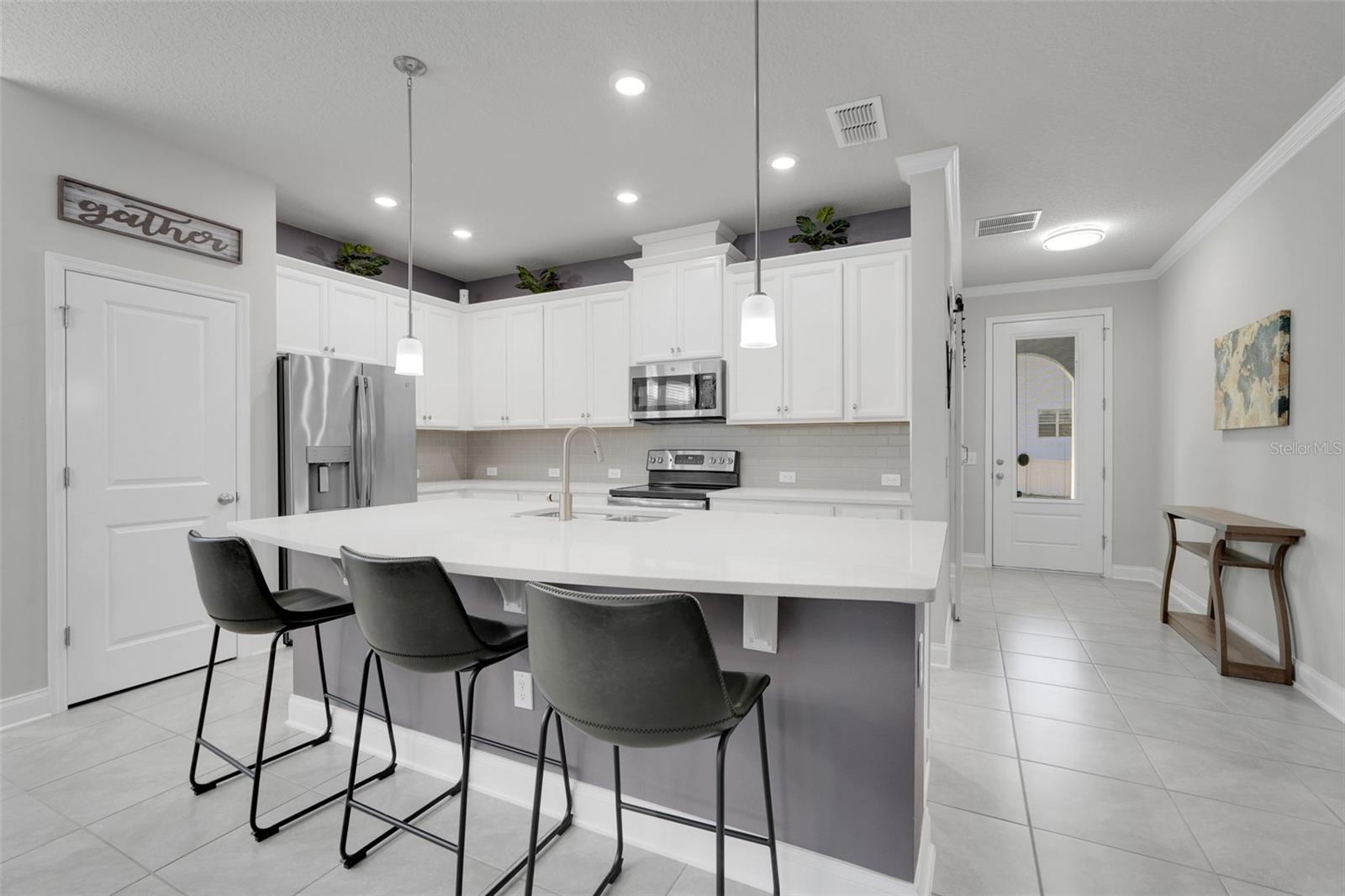 JOHN'S LAKE LANDING PHASE 4 - Residential