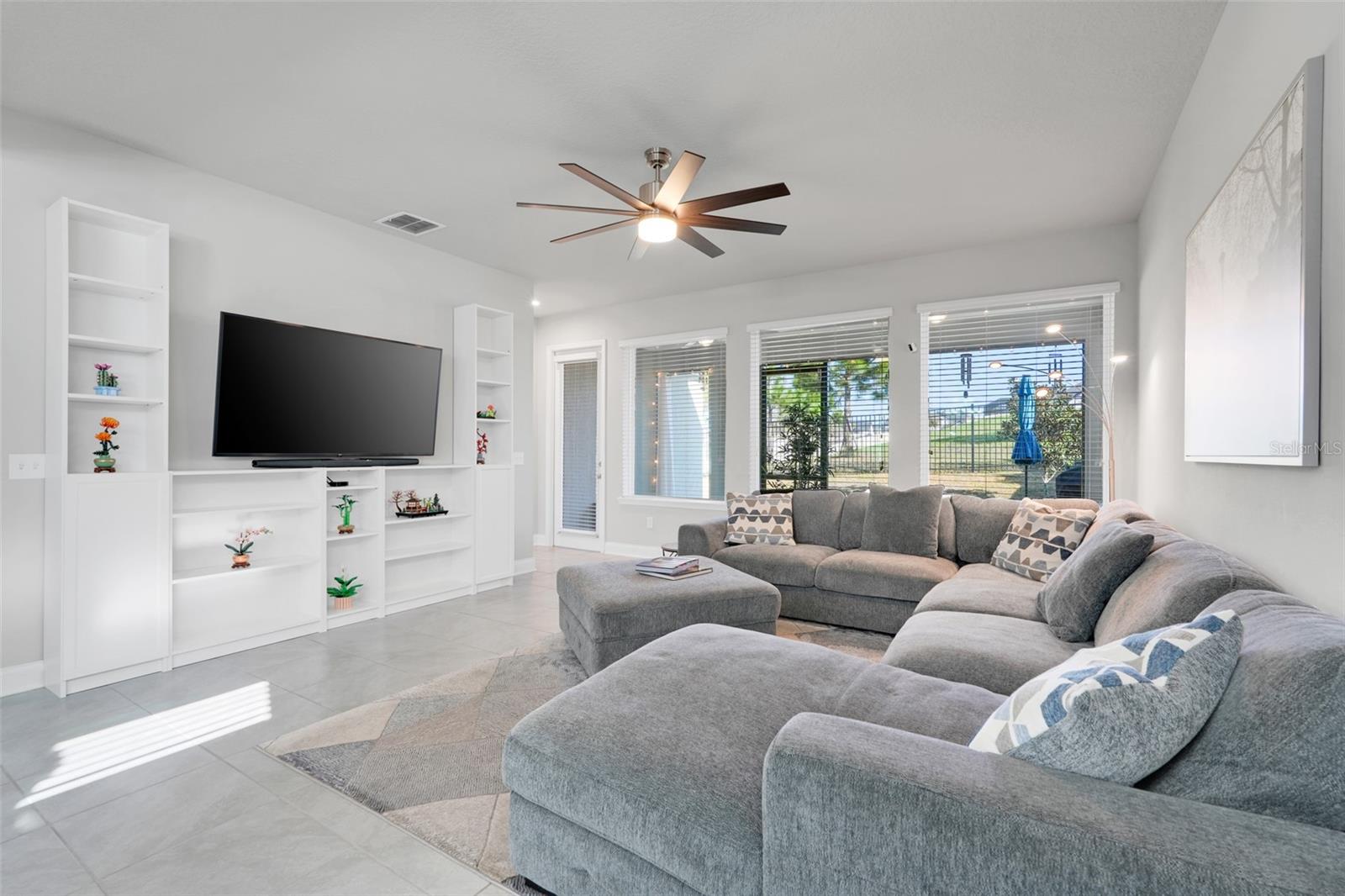 JOHN'S LAKE LANDING PHASE 4 - Residential