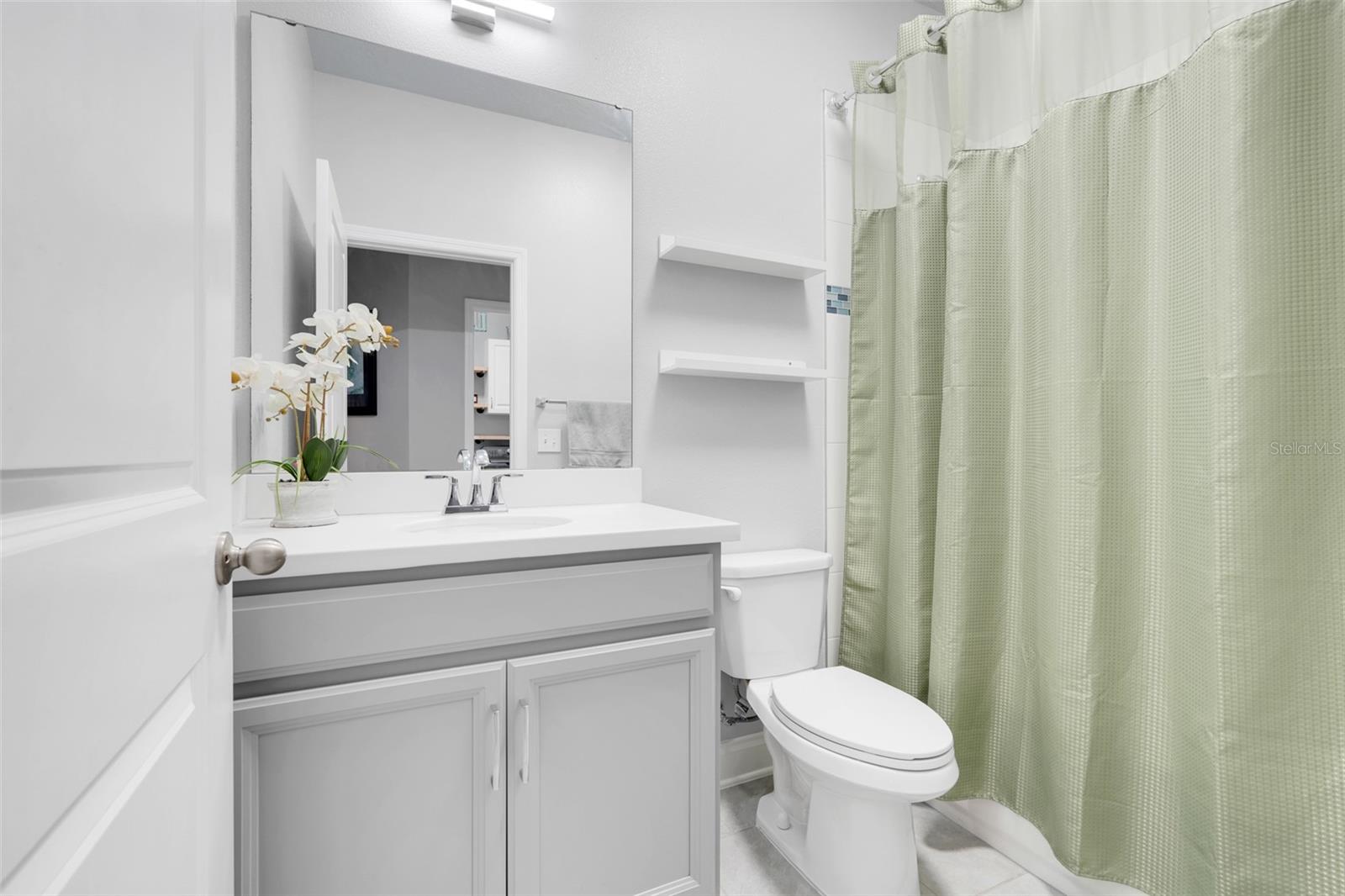 JOHN'S LAKE LANDING PHASE 4 - Residential