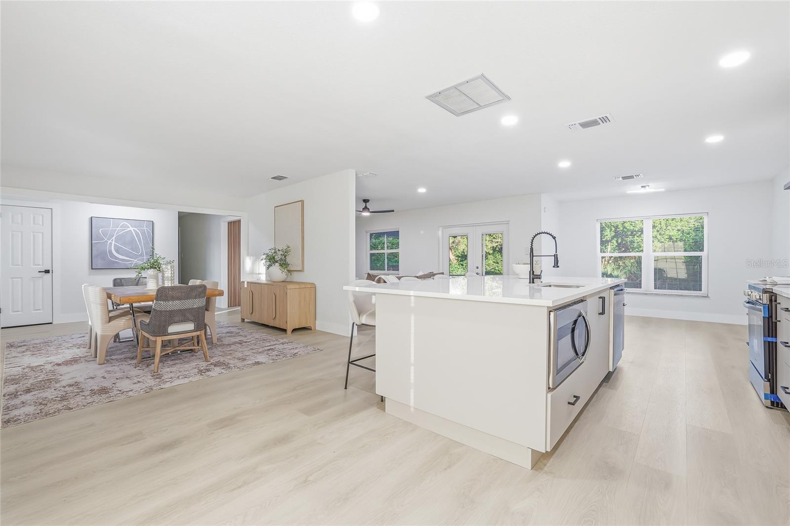 TEMPLE TERRACE HILLS UNIT 2 - Residential