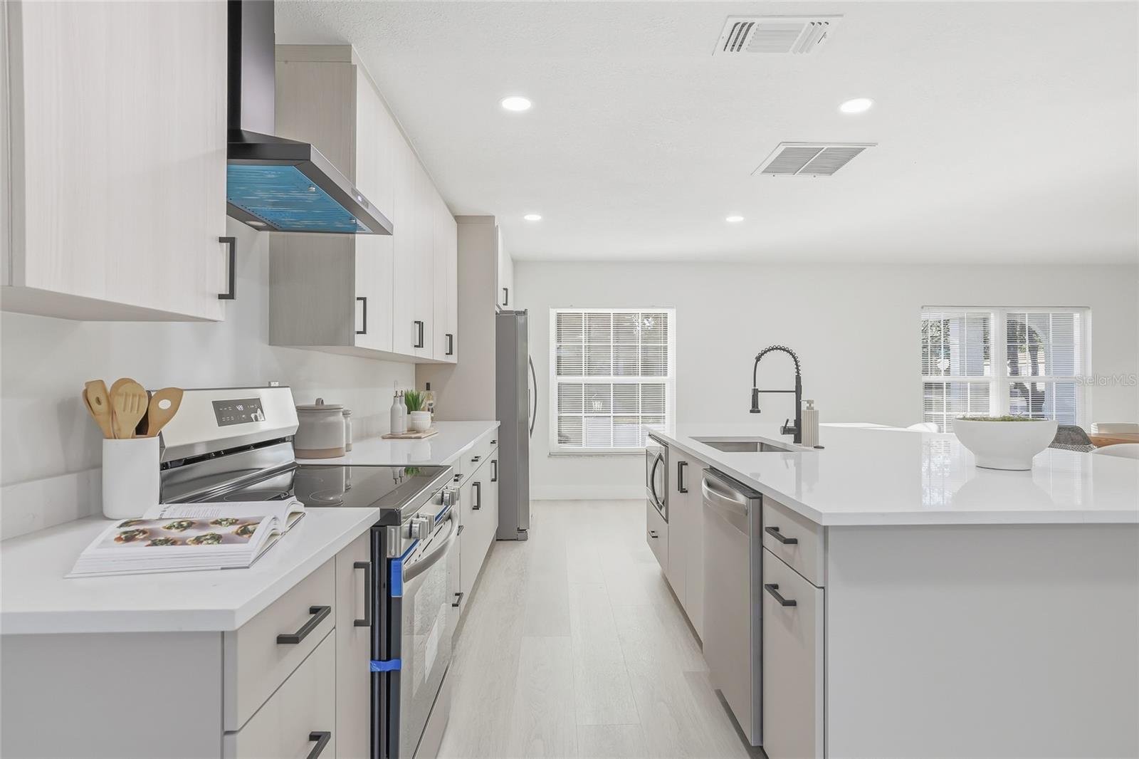 TEMPLE TERRACE HILLS UNIT 2 - Residential