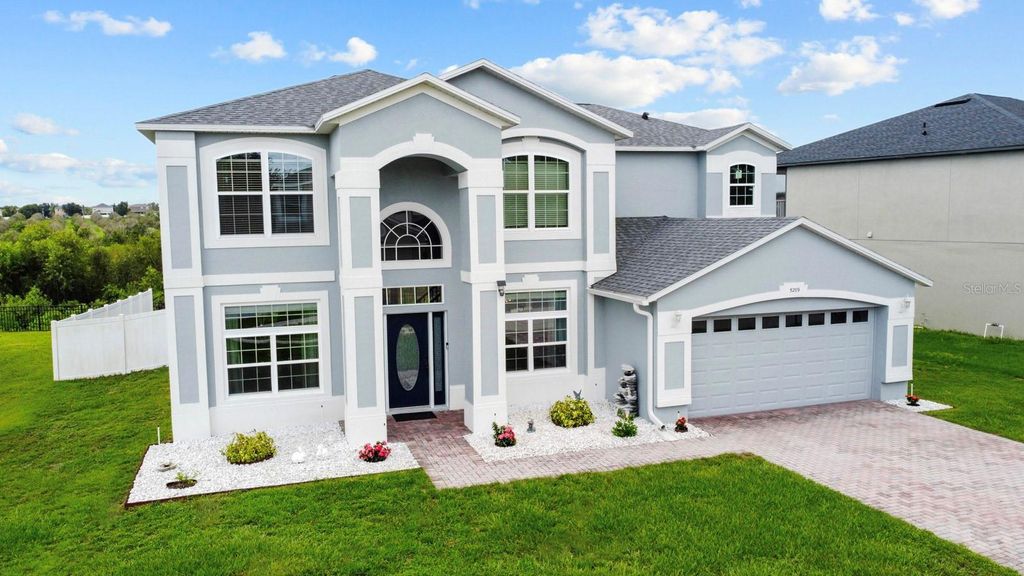 Photo of 5209 Cape Hatteras Drive, Clermont, FL 34714 (MLS # O6402321)