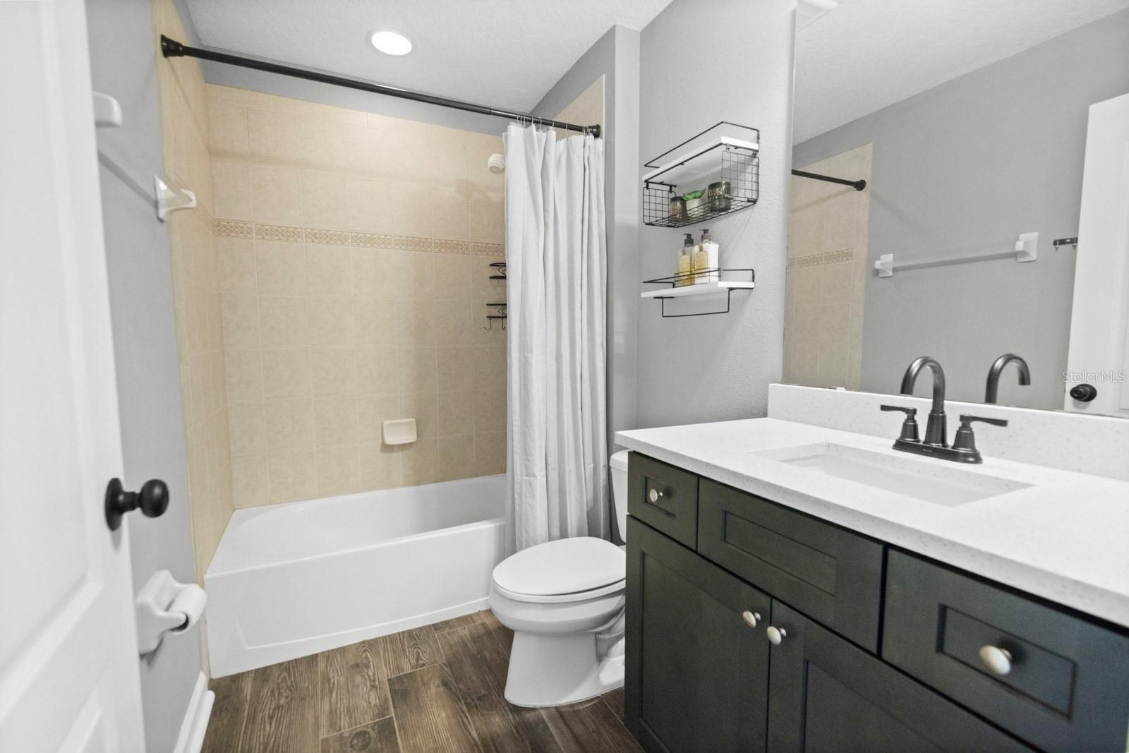 TRADDS LANDING LT 01 PB 51 PG 08-20 ORB 248 - Residential