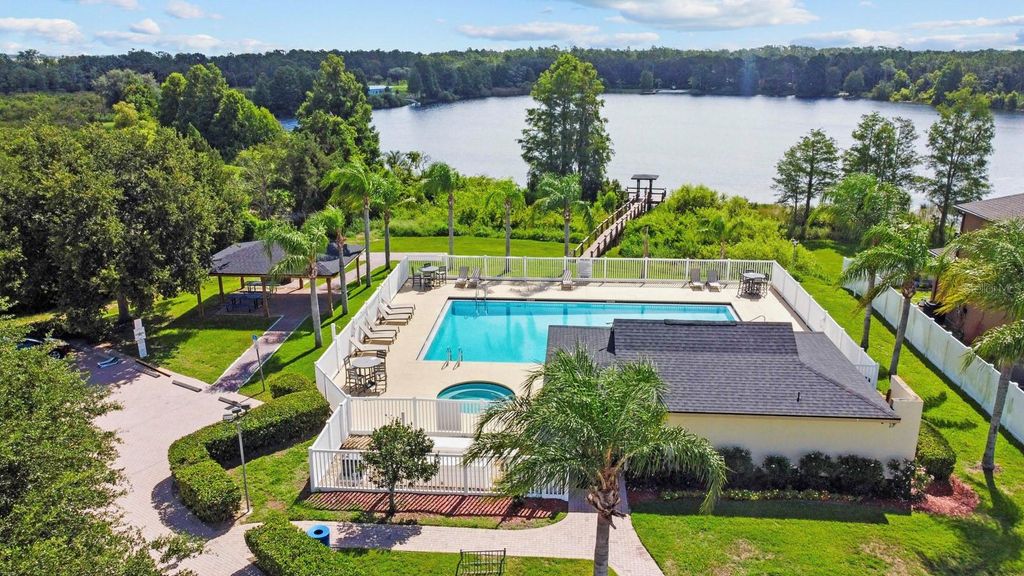 Photo of 5209 Cape Hatteras Drive, Clermont, FL 34714 (MLS # O6402321)