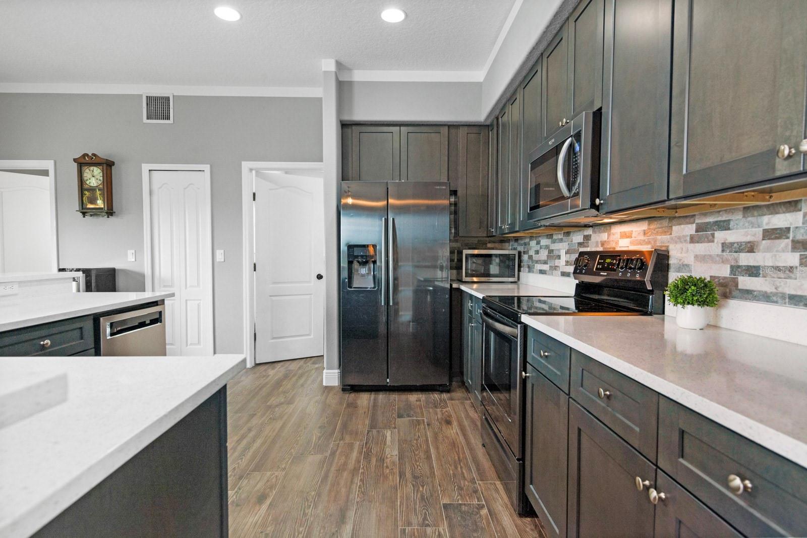 TRADDS LANDING LT 01 PB 51 PG 08-20 ORB 248 - Residential