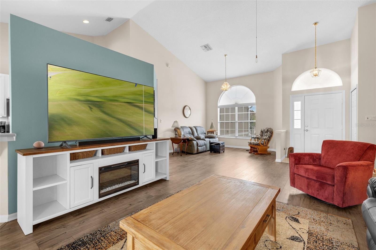 4826 SABLE RIDGE COURT