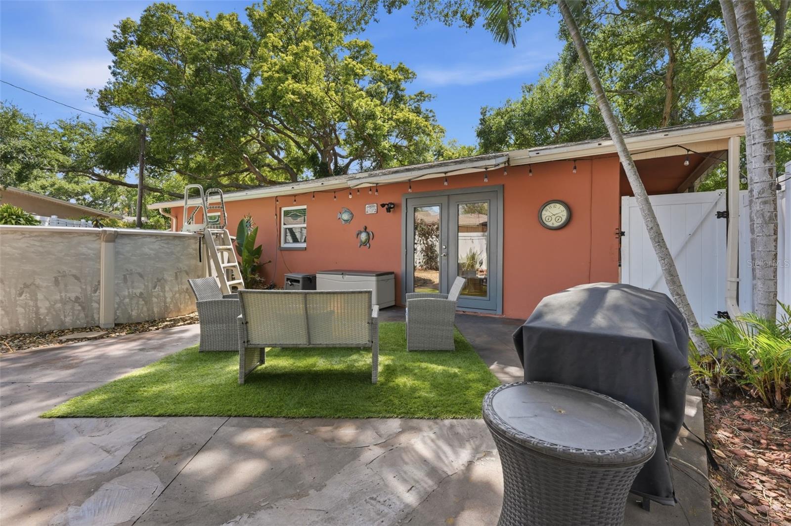 HIGHLAND ESTATES - Residential