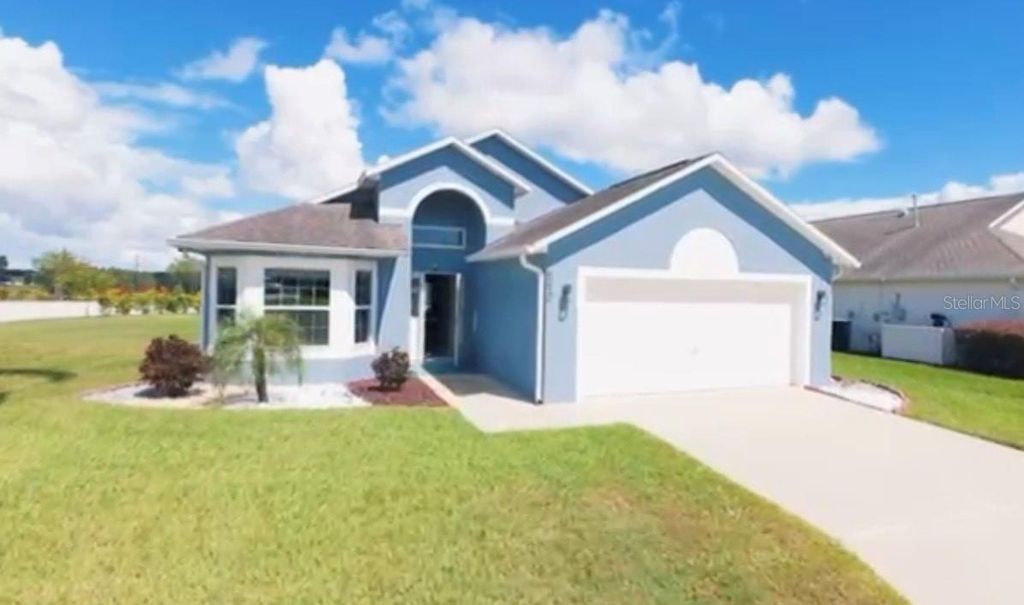 Photo of 550 Fox Loop, Davenport, FL 33837 (MLS # O6349763)
