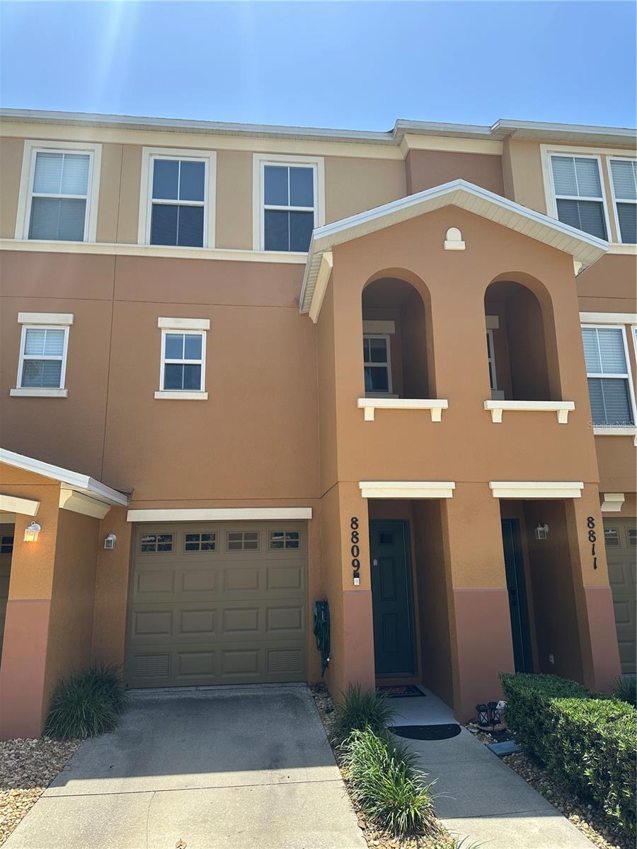 8809 WHITE SAGE LOOP