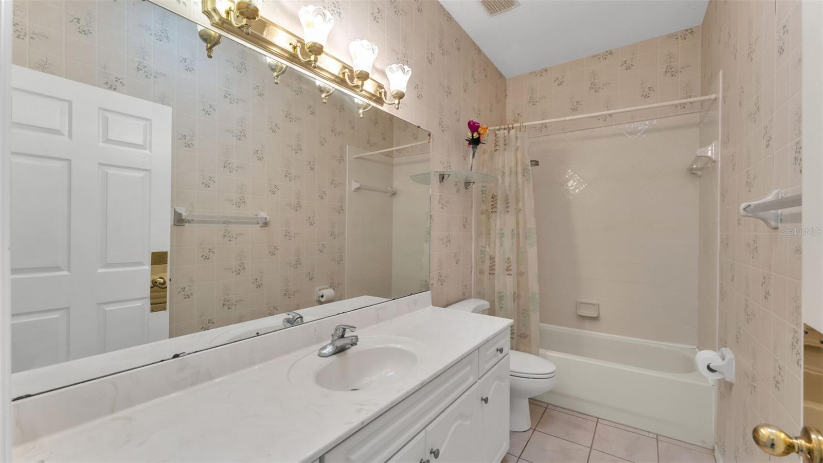 SUMMERLAND HILLS - Residential