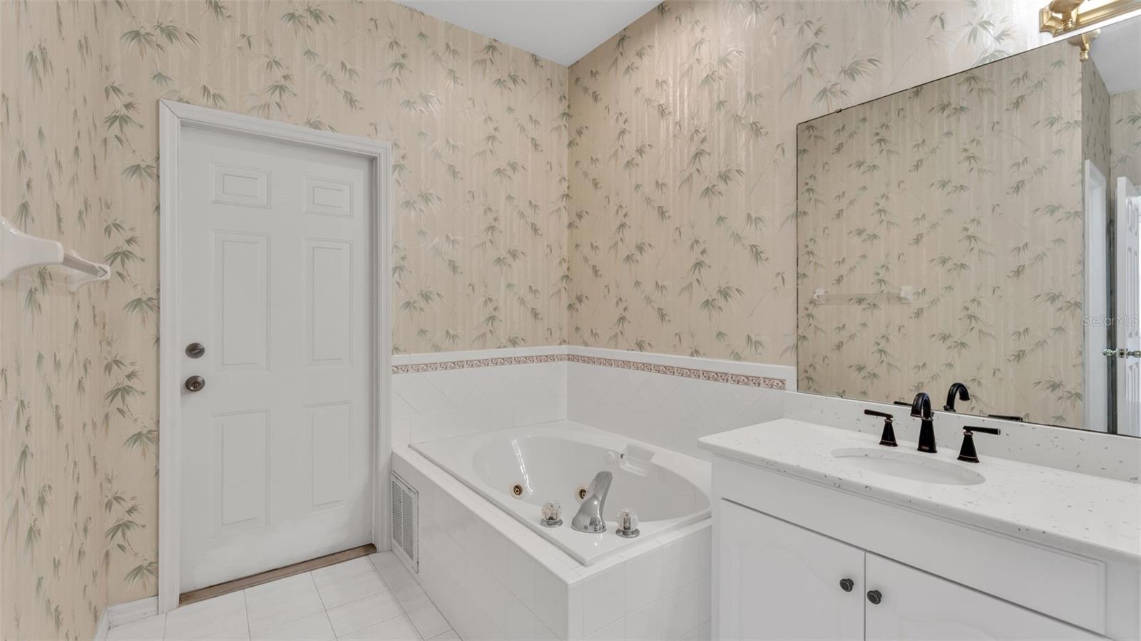 SUMMERLAND HILLS - Residential