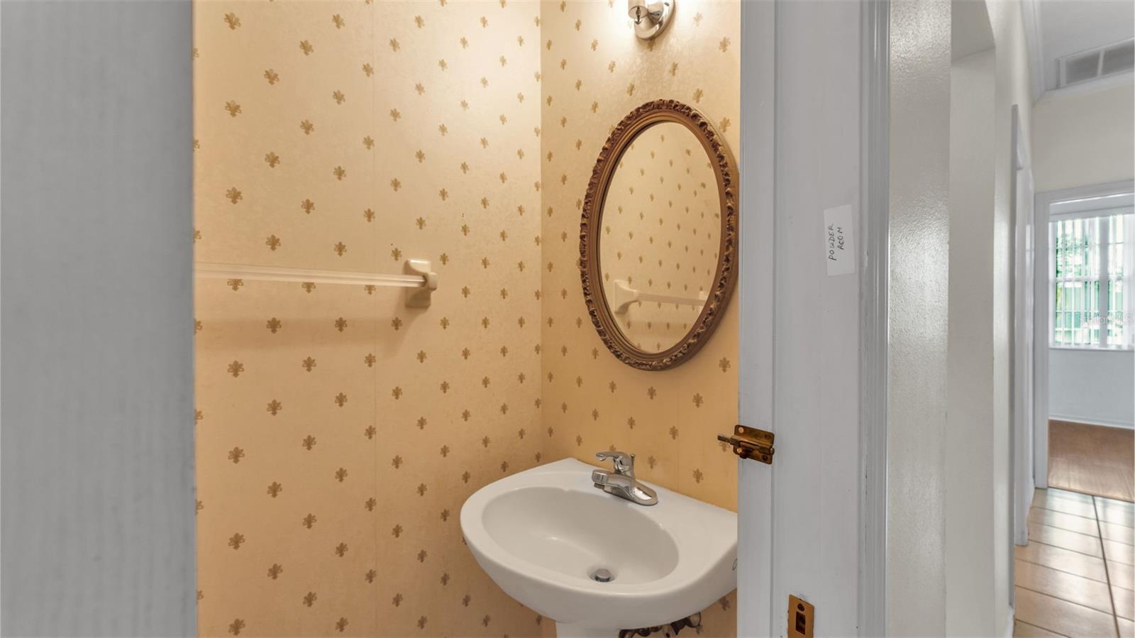 SUMMERLAND HILLS - Residential