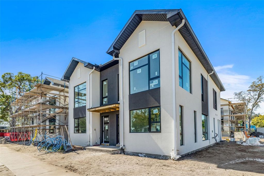 Photo of 108 36th St N, St Petersburg, FL 33713 (MLS # TB8436578)