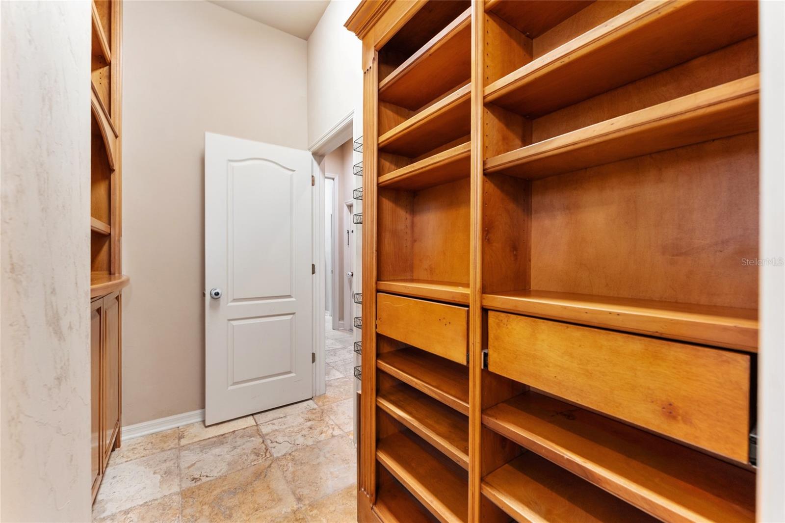 SHANNON WOODS - Residential