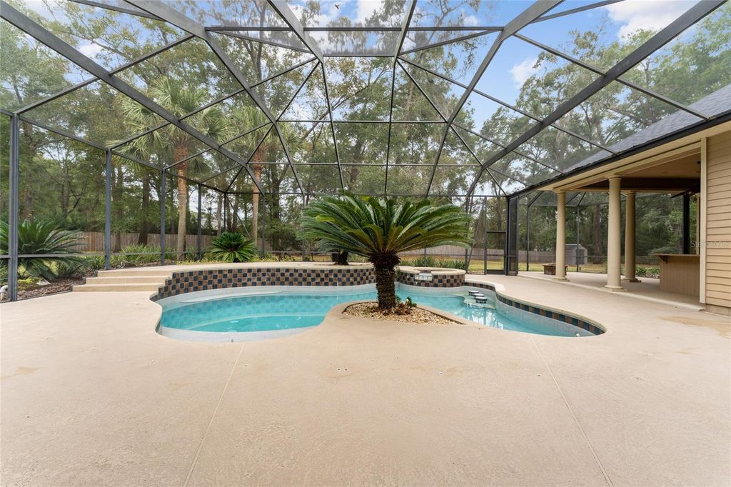 Photo of 9008 SW 17th Avenue, Gainesville, FL 32607 (MLS # GC535658)