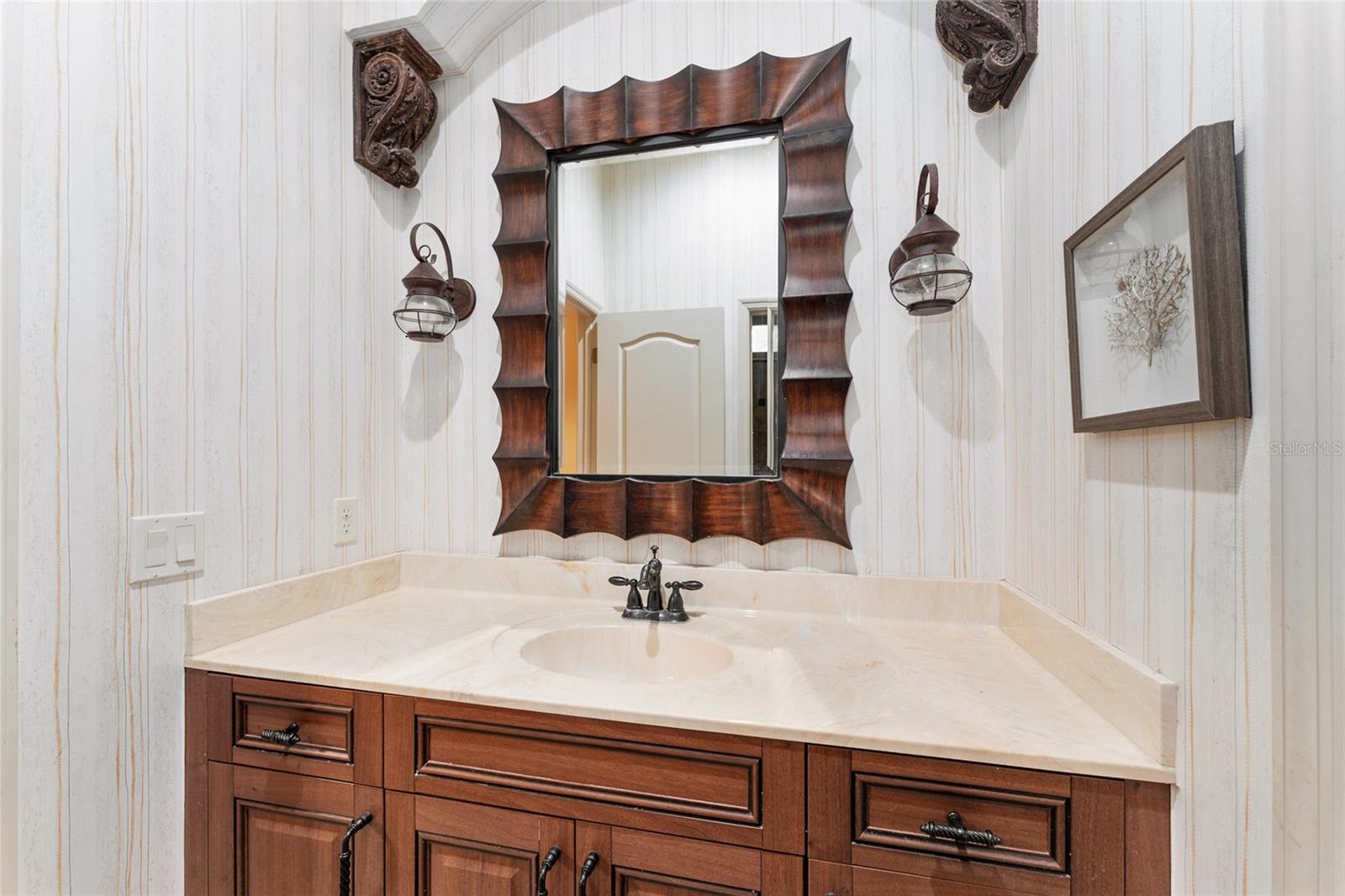 SHANNON WOODS - Residential