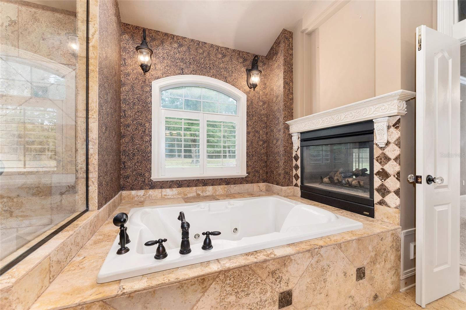 SHANNON WOODS - Residential