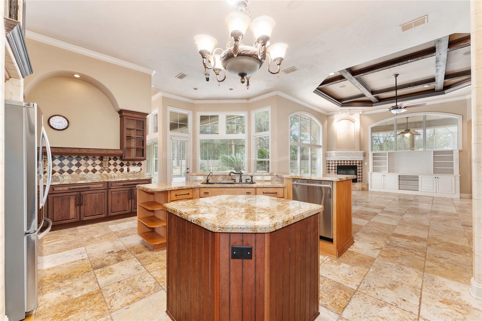 SHANNON WOODS - Residential